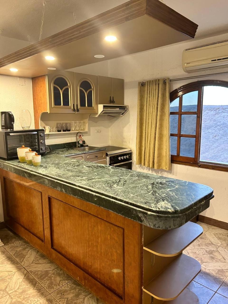 Cordoba Suites Hurghada Bilik gambar